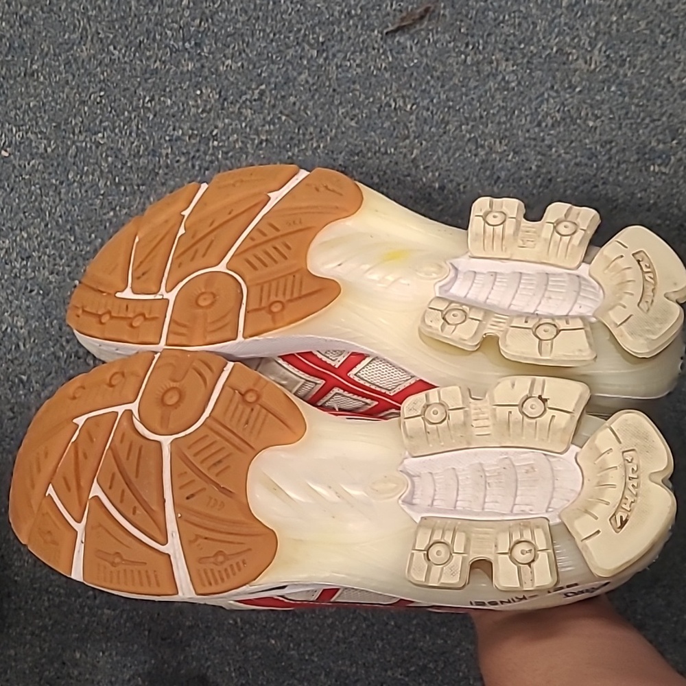 💋Asics Sneakers - Picture 4 of 5